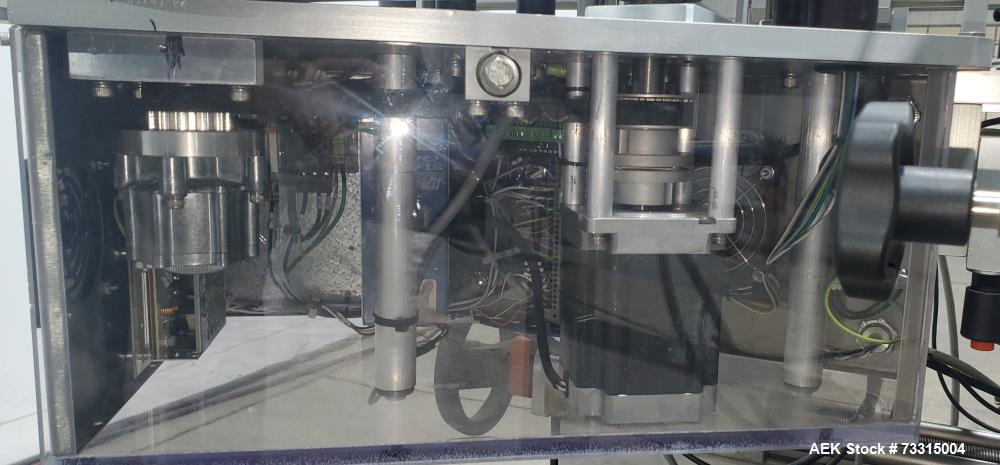 Used Quadrel Econoline Q110 Front and Back Labeler – 150 CPM